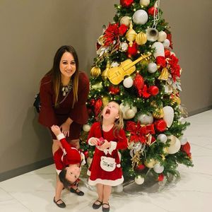 Meet your Posher, Sekara